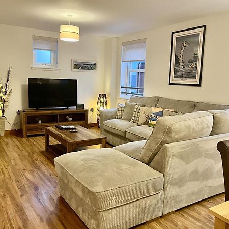 La Scala Inverness City Apartment Zewnętrze zdjęcie